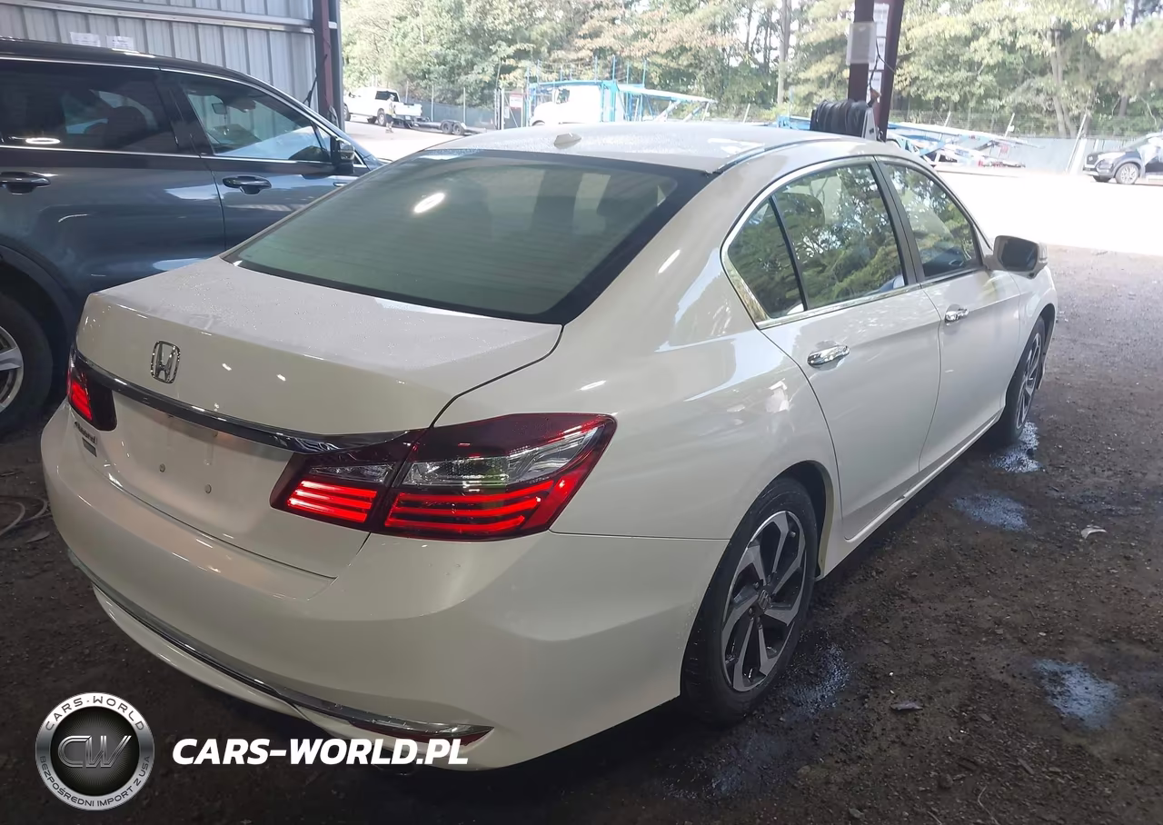2017 Honda Accord Ex-L VIN:1HGCR2F9XHA177487 - 4