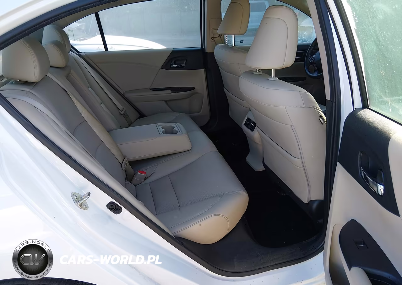 2017 Honda Accord Ex-L VIN:1HGCR2F9XHA177487 - 8