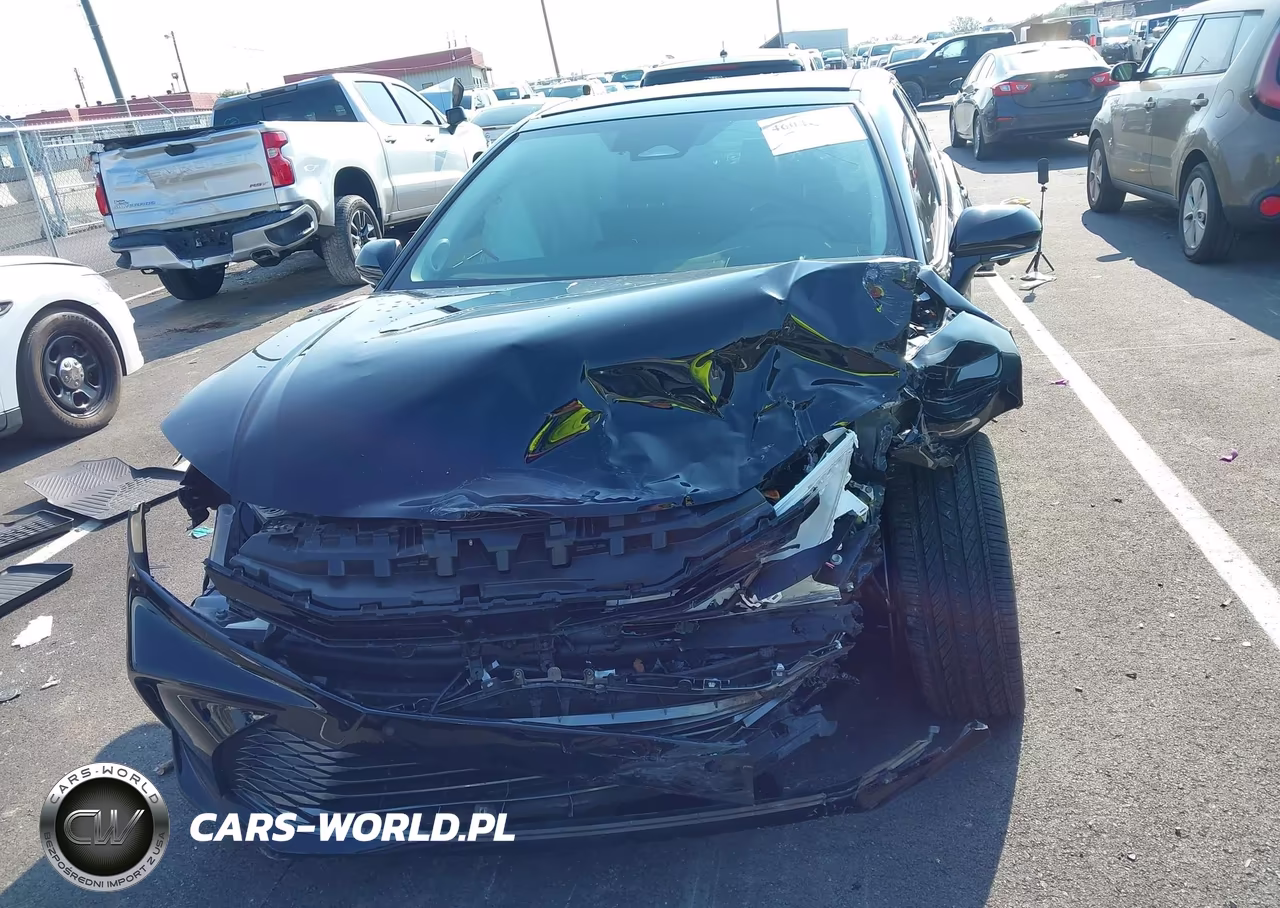2025 Toyota Camry Xle VIN:4T1DAACK8SU602573 - 13