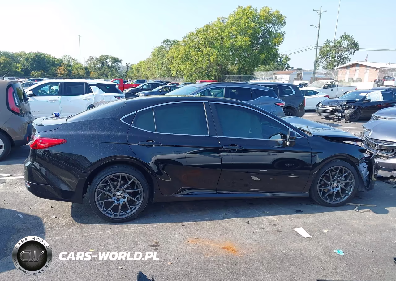 2025 Toyota Camry Xle VIN:4T1DAACK8SU602573 - 14