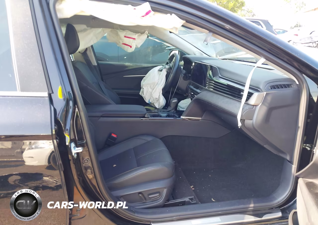 2025 Toyota Camry Xle VIN:4T1DAACK8SU602573 - 5