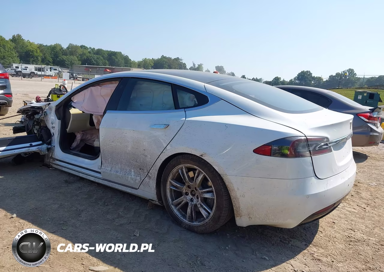 2020 Tesla Model S Long Range Dual Motor All-Wheel Drive-Long Range Plus Dual Motor All-Wheel Drive VIN:5YJSA1E2XLF414124 - 3