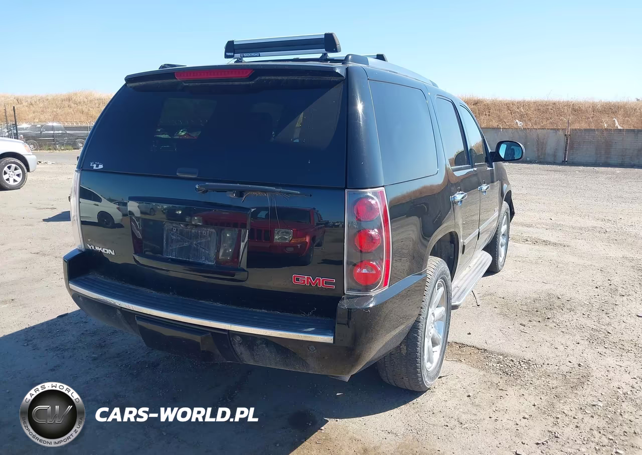 2014 GMC Yukon Denali VIN:1GKS2EEF3ER136756 - 4