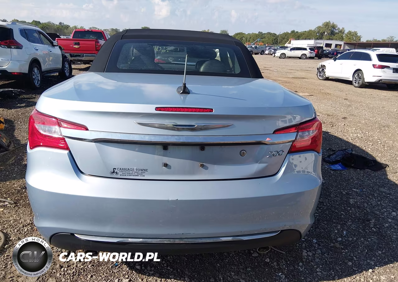 2013 Chrysler 200 Limited VIN:1C3BCBFG2DN701376 - 16