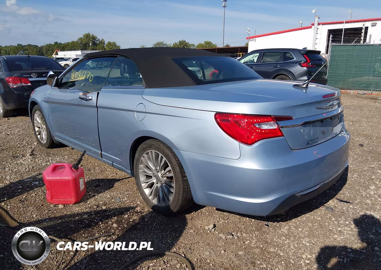 2013 Chrysler 200 Limited VIN:1C3BCBFG2DN701376 - 3