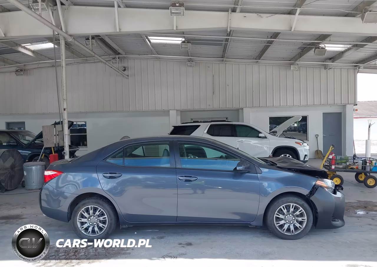 2018 Toyota Corolla L-Se VIN:5YFBURHEXJP742088 - 13