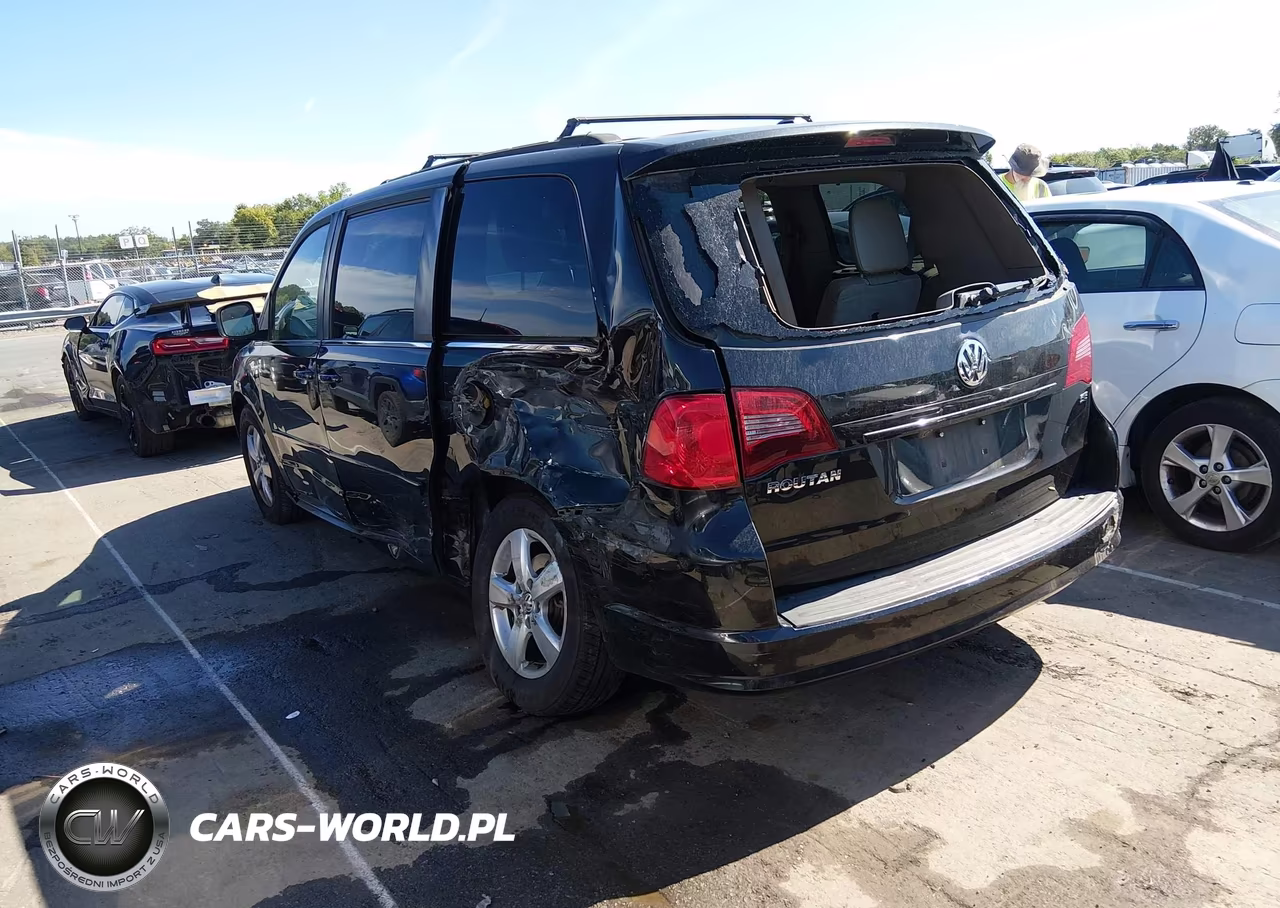 2011 Volkswagen Routan Se VIN:2V4RW3DG3BR670817 - 3