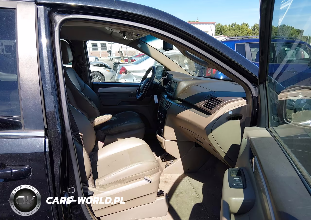 2011 Volkswagen Routan Se VIN:2V4RW3DG3BR670817 - 5