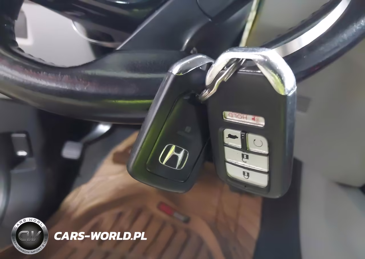 2016 Honda Pilot Touring VIN:5FNYF5H92GB034468 - 11