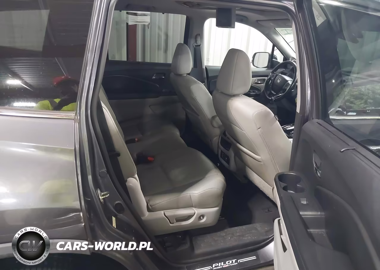 2016 Honda Pilot Touring VIN:5FNYF5H92GB034468 - 8