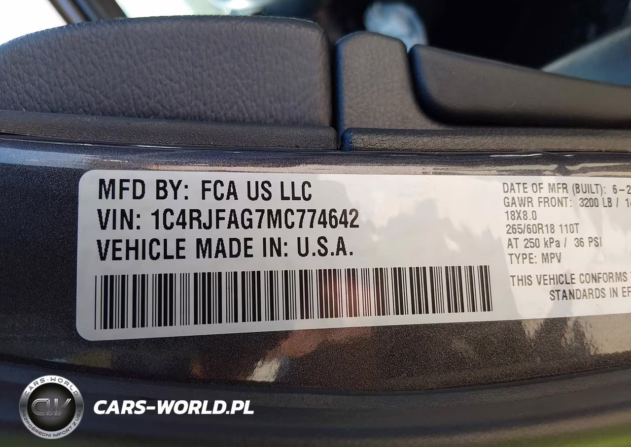 2021 Jeep Grand Cherokee Laredo E 4X4 VIN:1C4RJFAG7MC774642 - 9