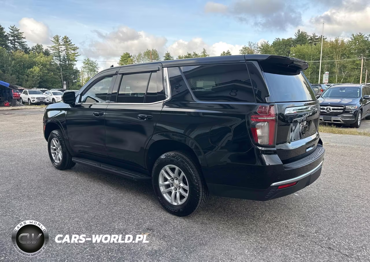 2021 Chevrolet Tahoe K1500 VIN:1GNSKLED9MR319860 - 3