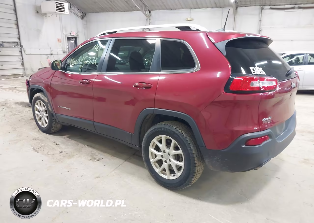 2016 Jeep Cherokee Latitude VIN:1C4PJMCBXGW269548 - 3