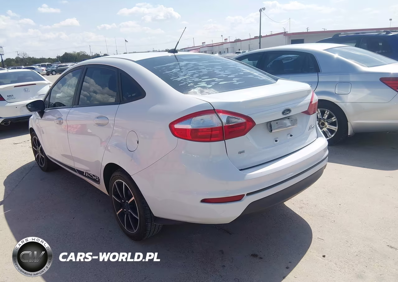 2015 Ford Fiesta Se VIN:3FADP4BJ5FM220787 - 3