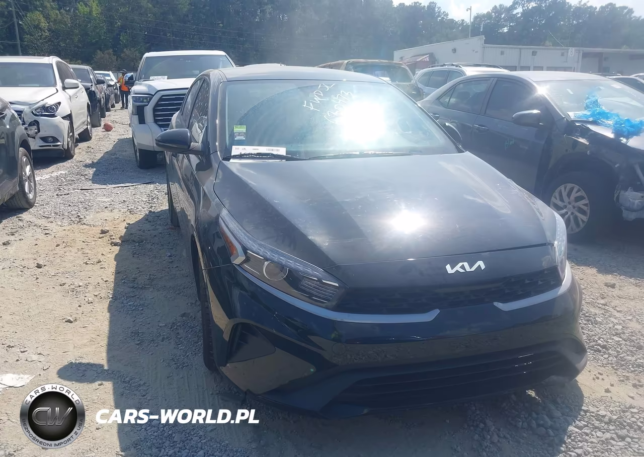 2023 Kia Forte Lxs
