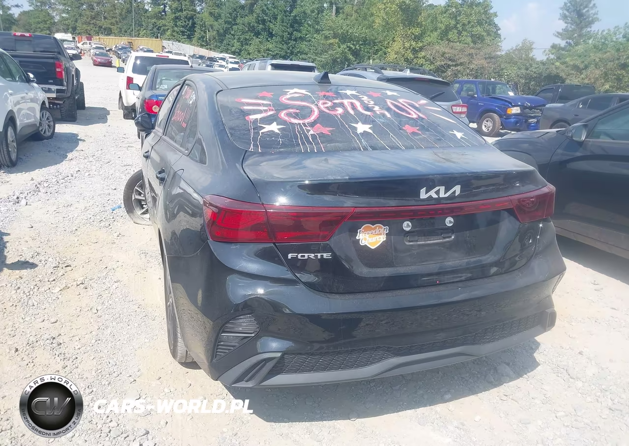 2023 Kia Forte Lxs VIN:3KPF24AD4PE630473 - 3