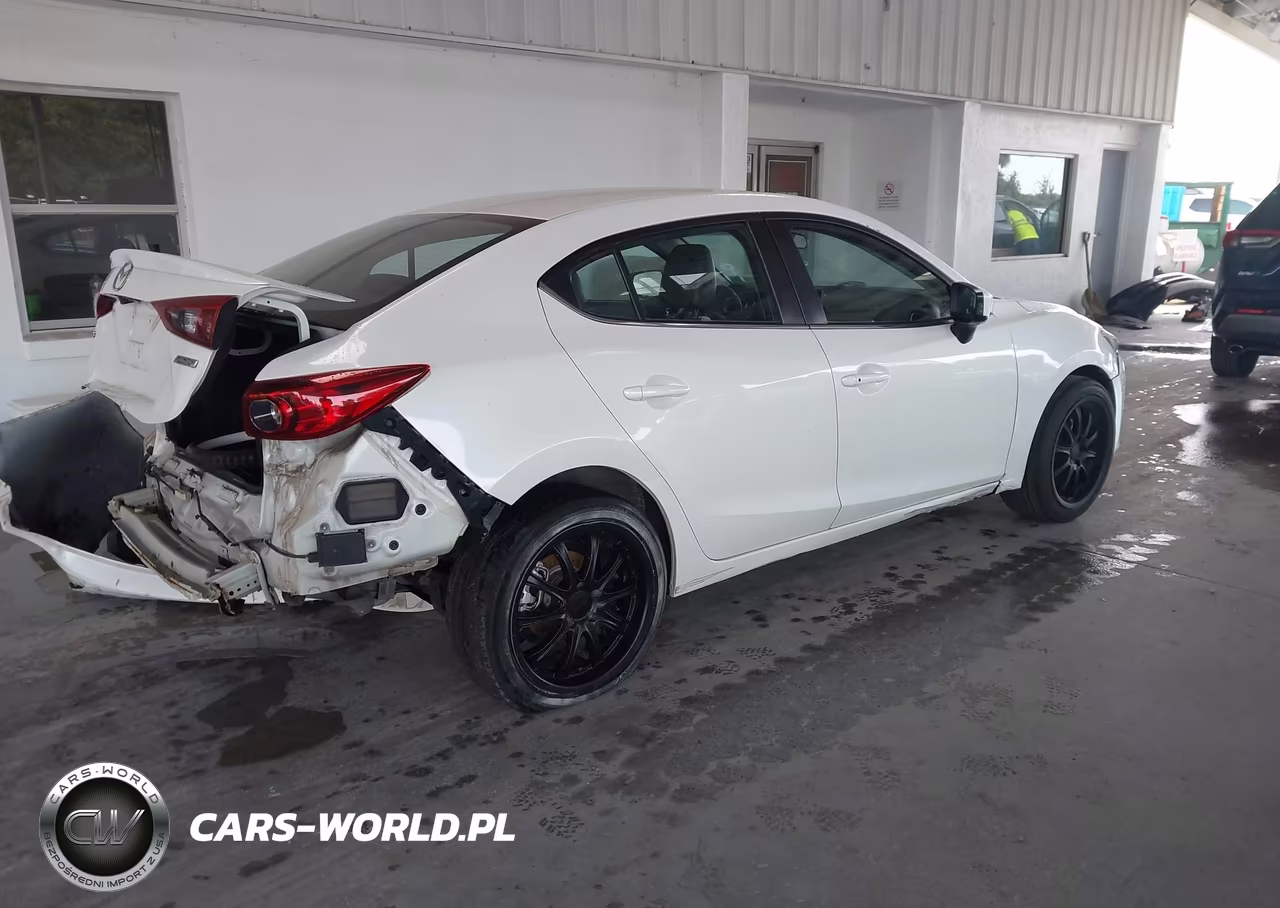 2015 Mazda Mazda3 I Touring VIN:JM1BM1V79F1253779 - 4