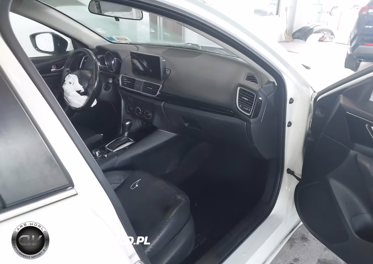 2015 Mazda Mazda3 I Touring VIN:JM1BM1V79F1253779 - 5