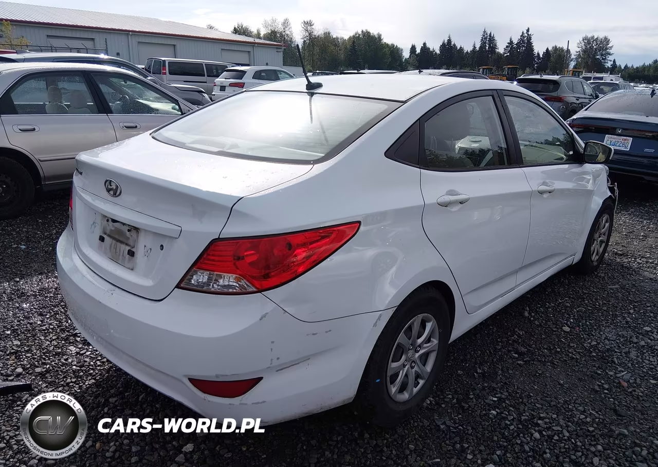 2014 Hyundai Accent Gls VIN:KMHCT4AE5EU646300 - 4