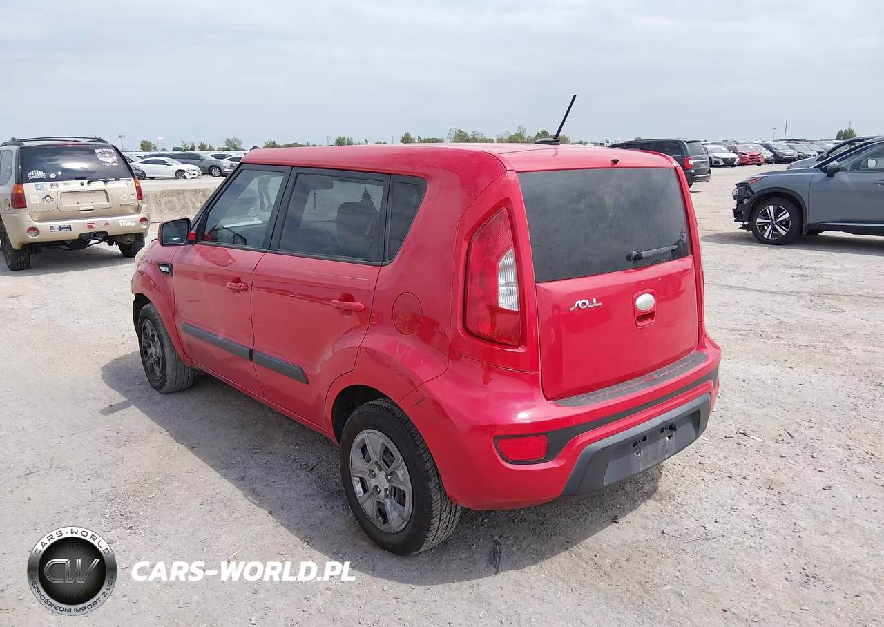 2013 Kia Soul VIN:KNDJT2A52D7634134 - 3