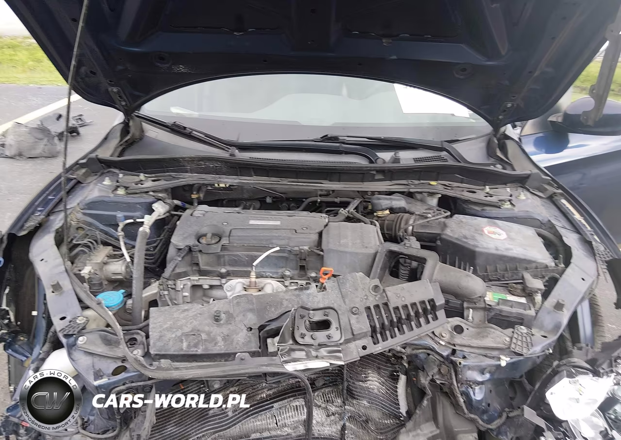2017 Honda Accord Sport VIN:1HGCR2F52HA113232 - 10