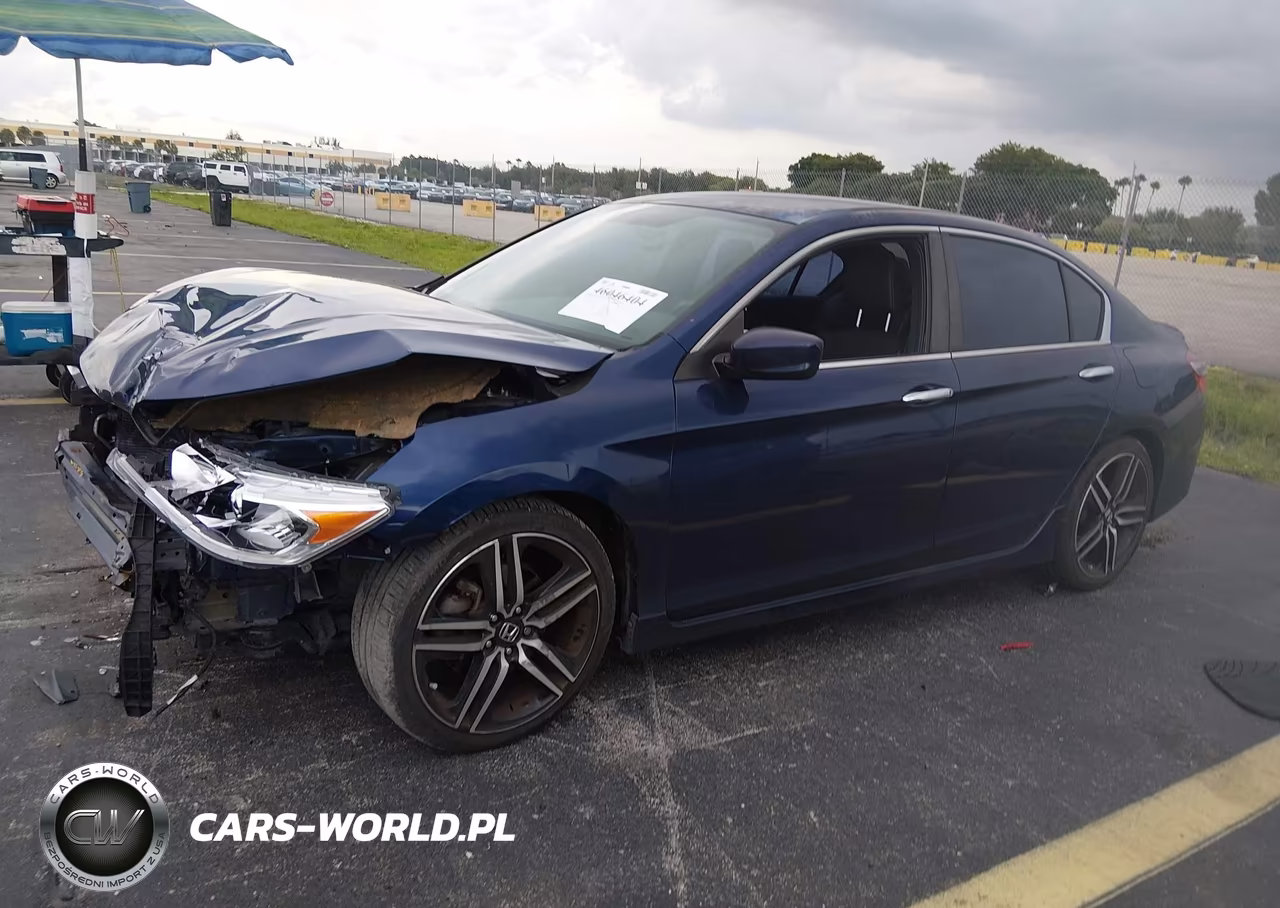 2017 Honda Accord Sport VIN:1HGCR2F52HA113232 - 2