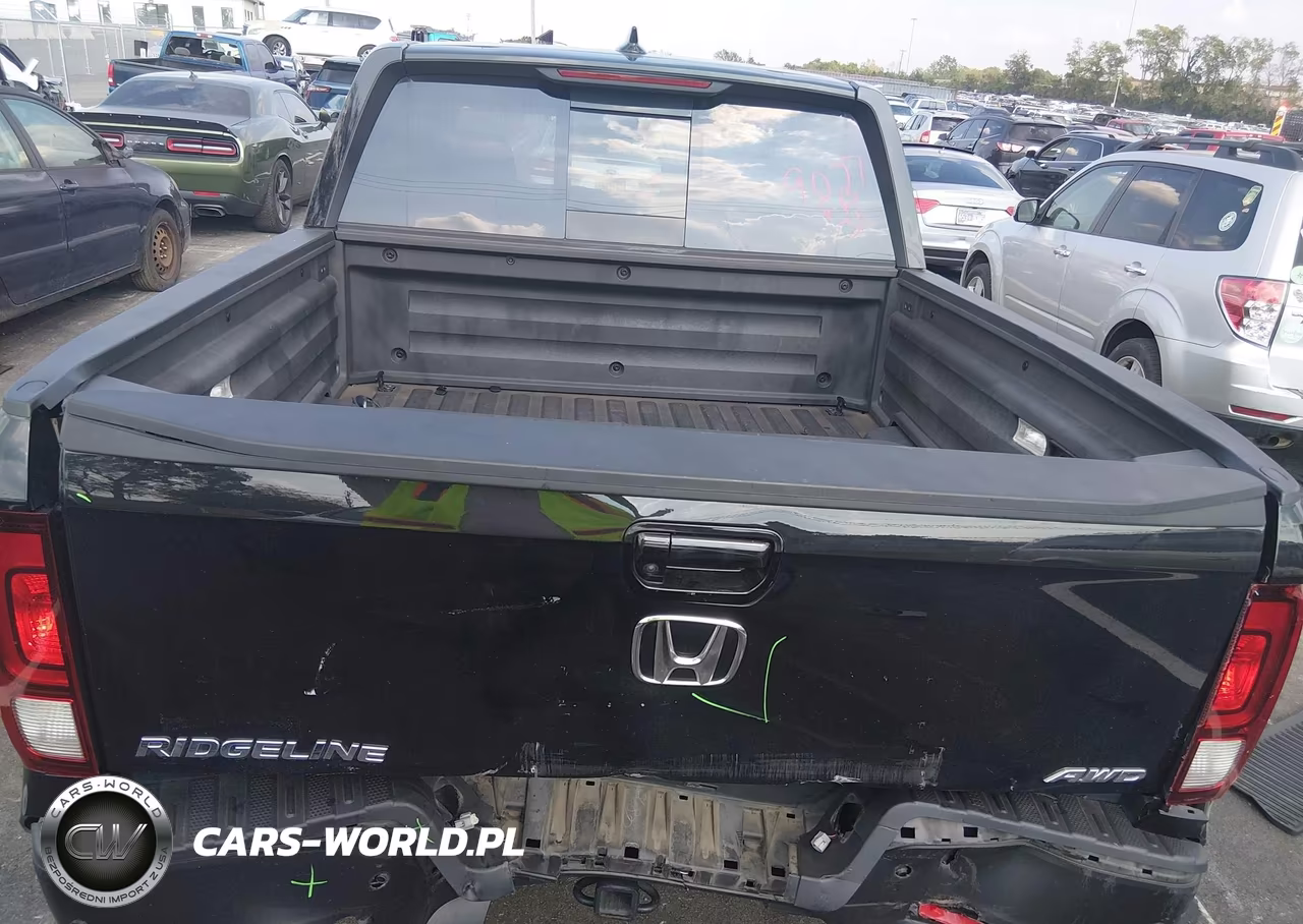 2021 Honda Ridgeline Black Edition VIN:5FPYK3F85MB014602 - 16