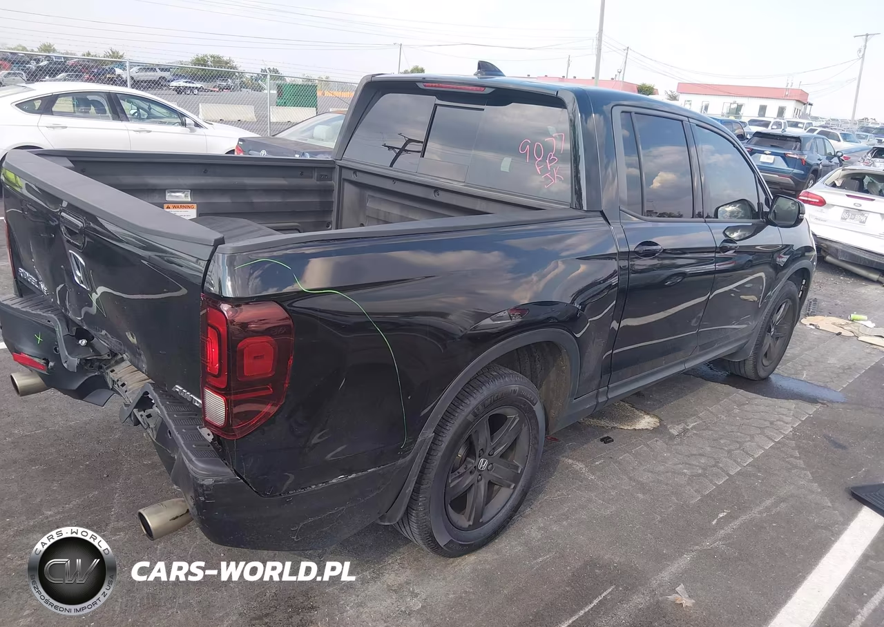 2021 Honda Ridgeline Black Edition VIN:5FPYK3F85MB014602 - 4