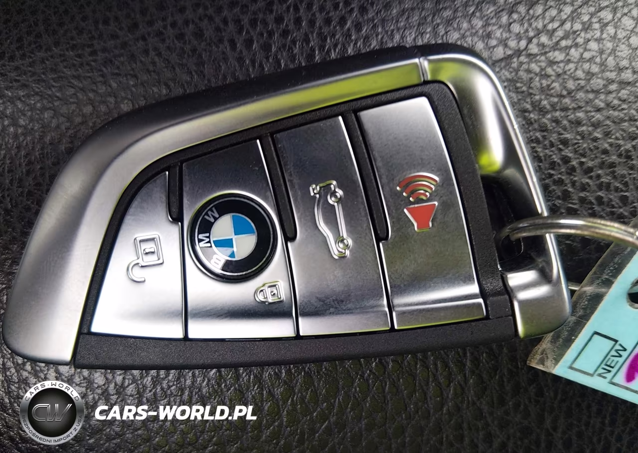 2016 BMW X6 xDrive50I VIN:5UXKU6C53G0R33715 - 11