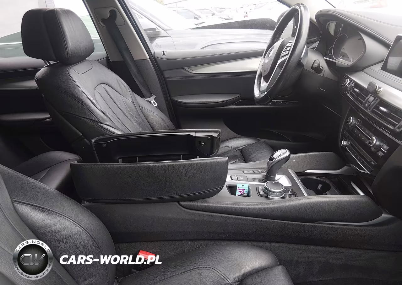 2016 BMW X6 xDrive50I VIN:5UXKU6C53G0R33715 - 5