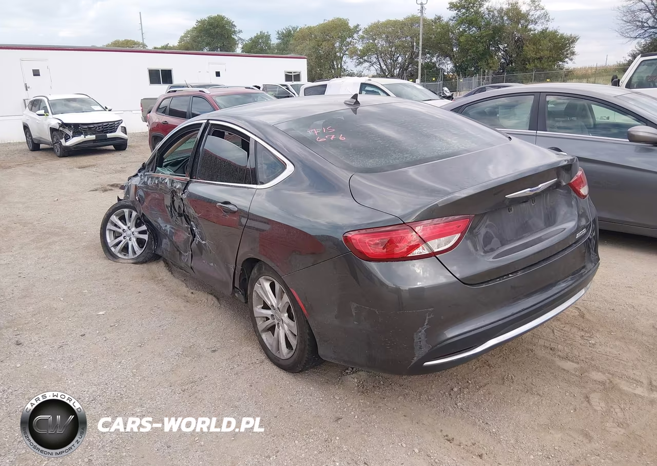 2015 Chrysler 200 Limited VIN:1C3CCCAB1FN622564 - 3
