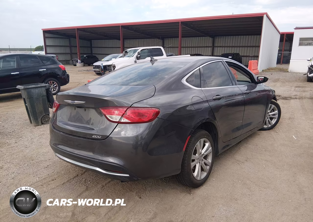2015 Chrysler 200 Limited VIN:1C3CCCAB1FN622564 - 4
