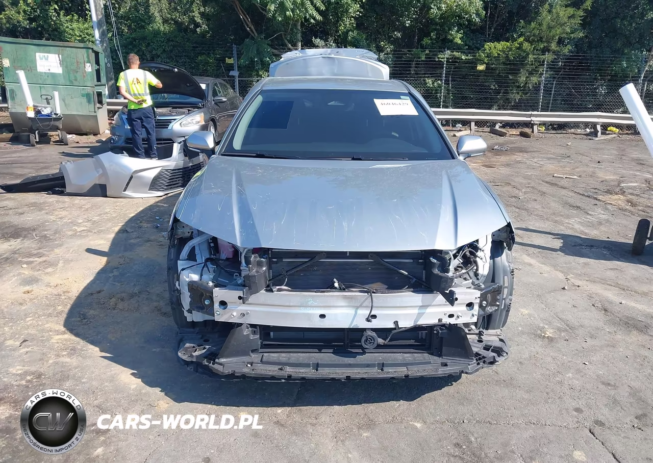 2026 Toyota Camry Le VIN:4T1DAACK3TU224857 - 6
