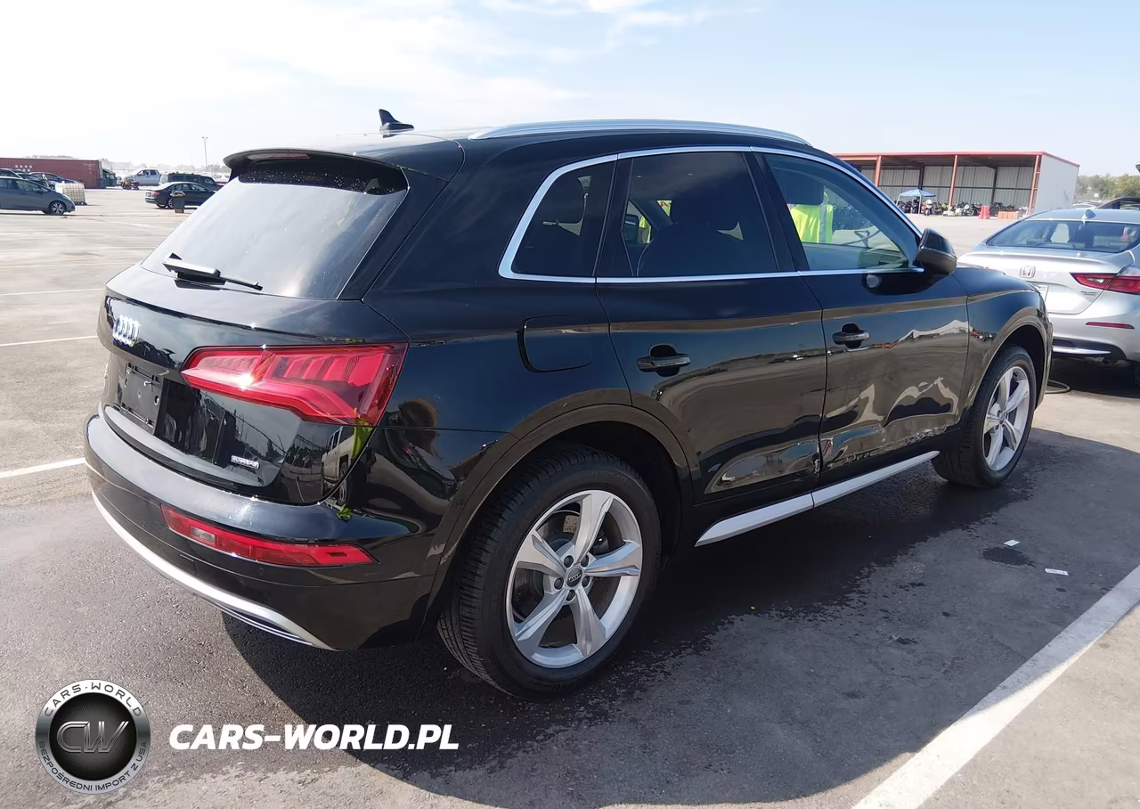 2020 Audi Q5 Premium 45 Tfsi Quattro S Tronic VIN:WA1ANAFY9L2079499 - 4