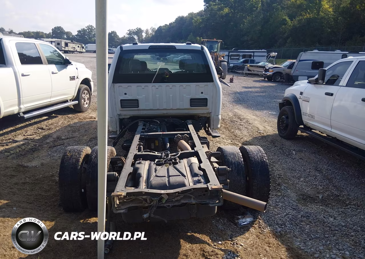 2020 Ford F-350 Chassis Xl VIN:1FD8W3HT9LED61702 - 15