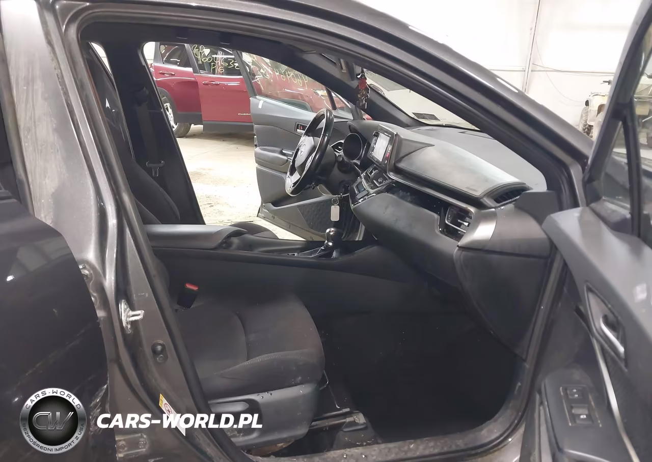2018 Toyota C-Hr Xle VIN:NMTKHMBX2JR063004 - 5