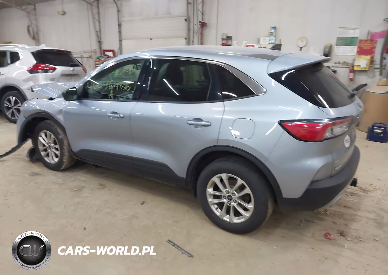 2022 Ford Escape Se VIN:1FMCU9G68NUC02497 - 3