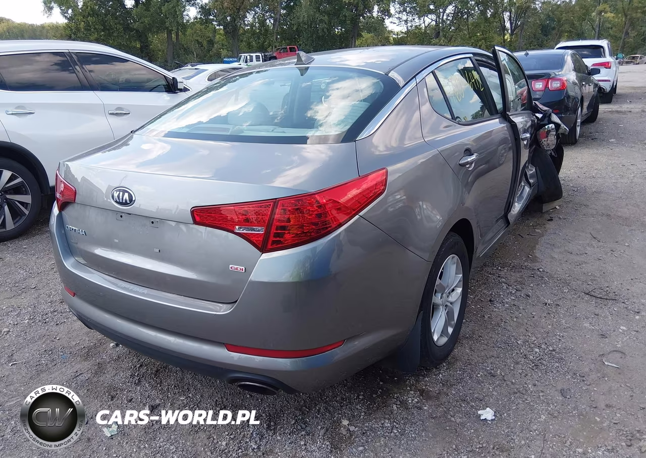 2013 Kia Optima Lx VIN:5XXGM4A77DG161648 - 4
