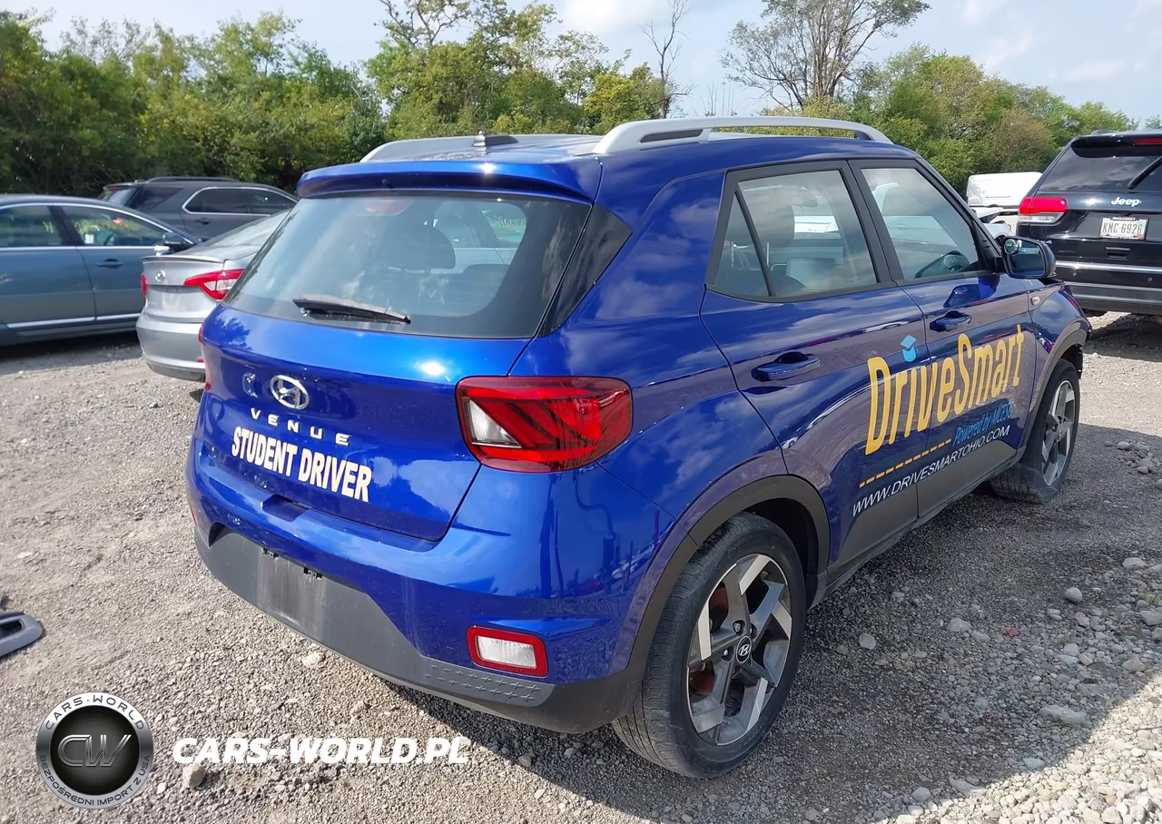 2024 Hyundai Venue Sel VIN:KMHRC8A30RU306204 - 4