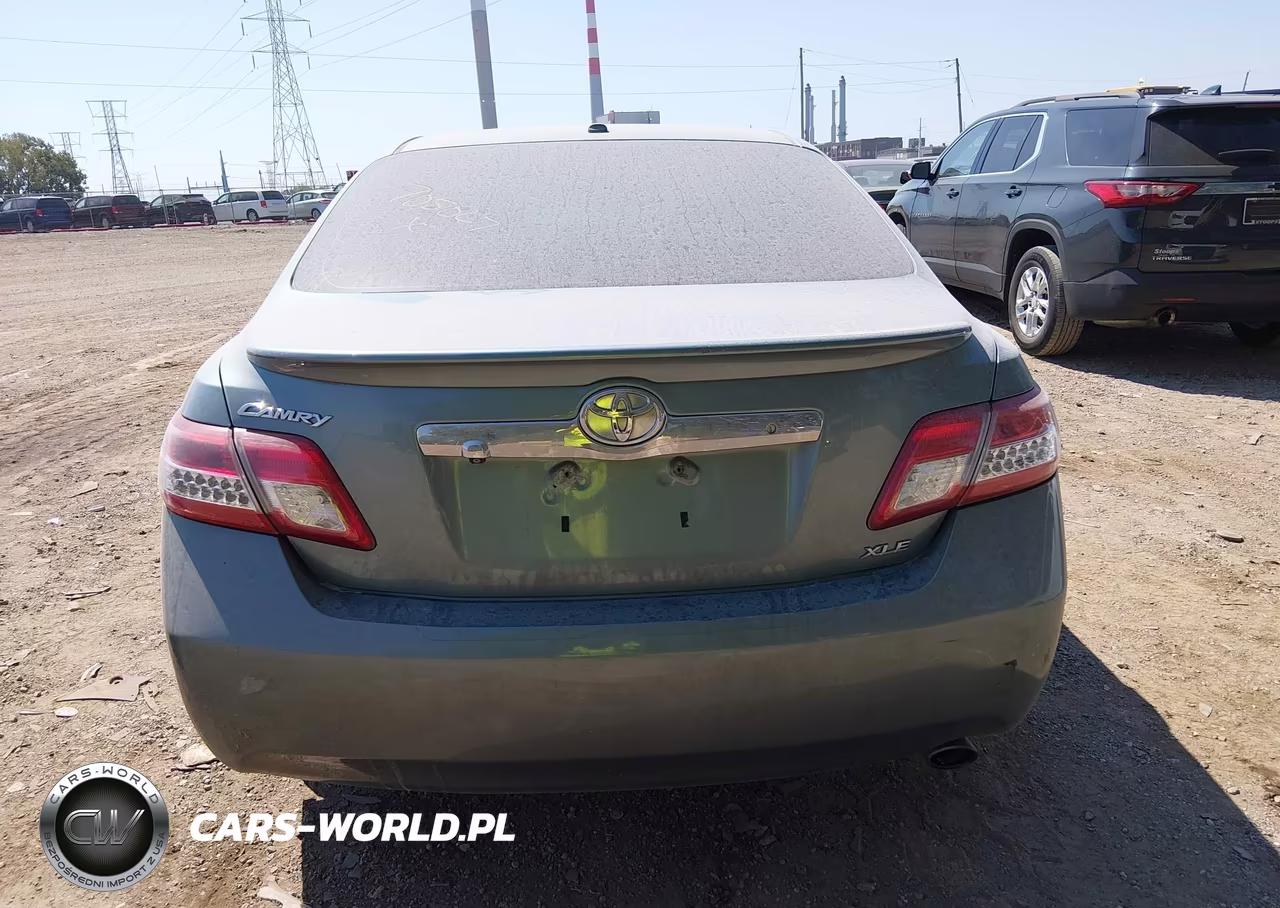 2011 Toyota Camry Xle VIN:4T1BF3EK2BU705067 - 15