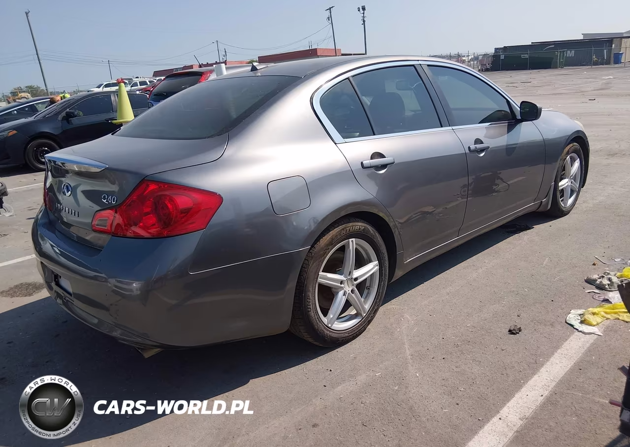 2015 Infiniti Q40 VIN:JN1CV6AP2FM580076 - 4