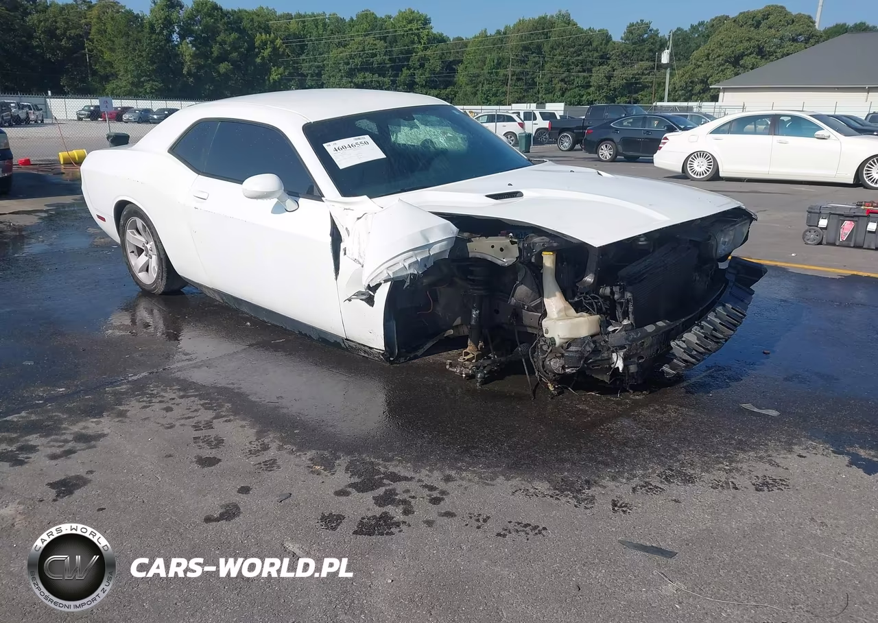 2013 Dodge Challenger Sxt VIN:2C3CDYAGXDH645773 - 1