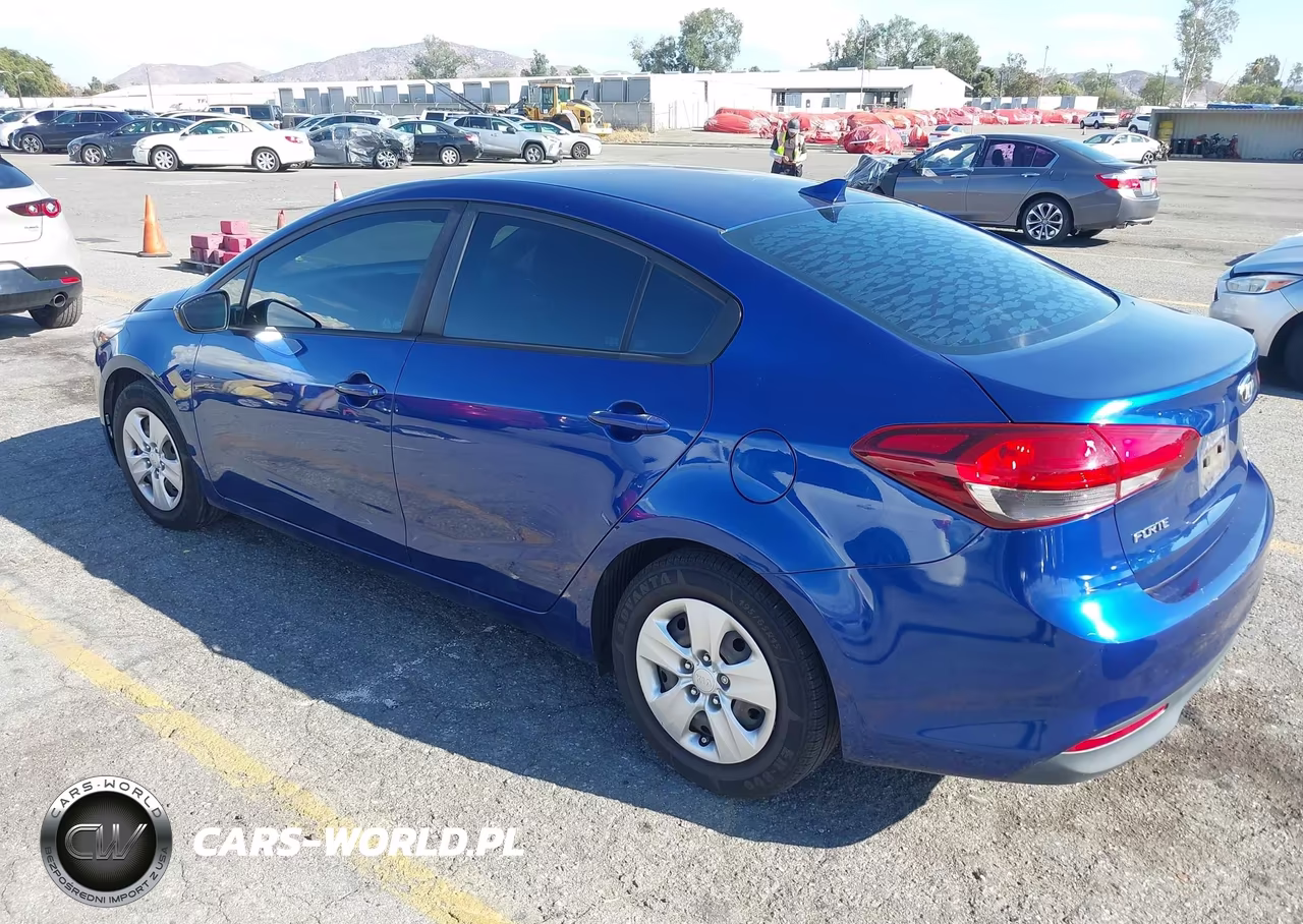 2018 Kia Forte Lx VIN:3KPFK4A72JE254714 - 3