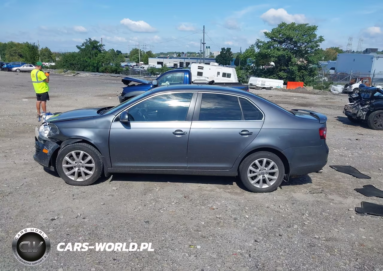 2010 Volkswagen Jetta Se VIN:3VWRZ7AJ5AM047355 - 14