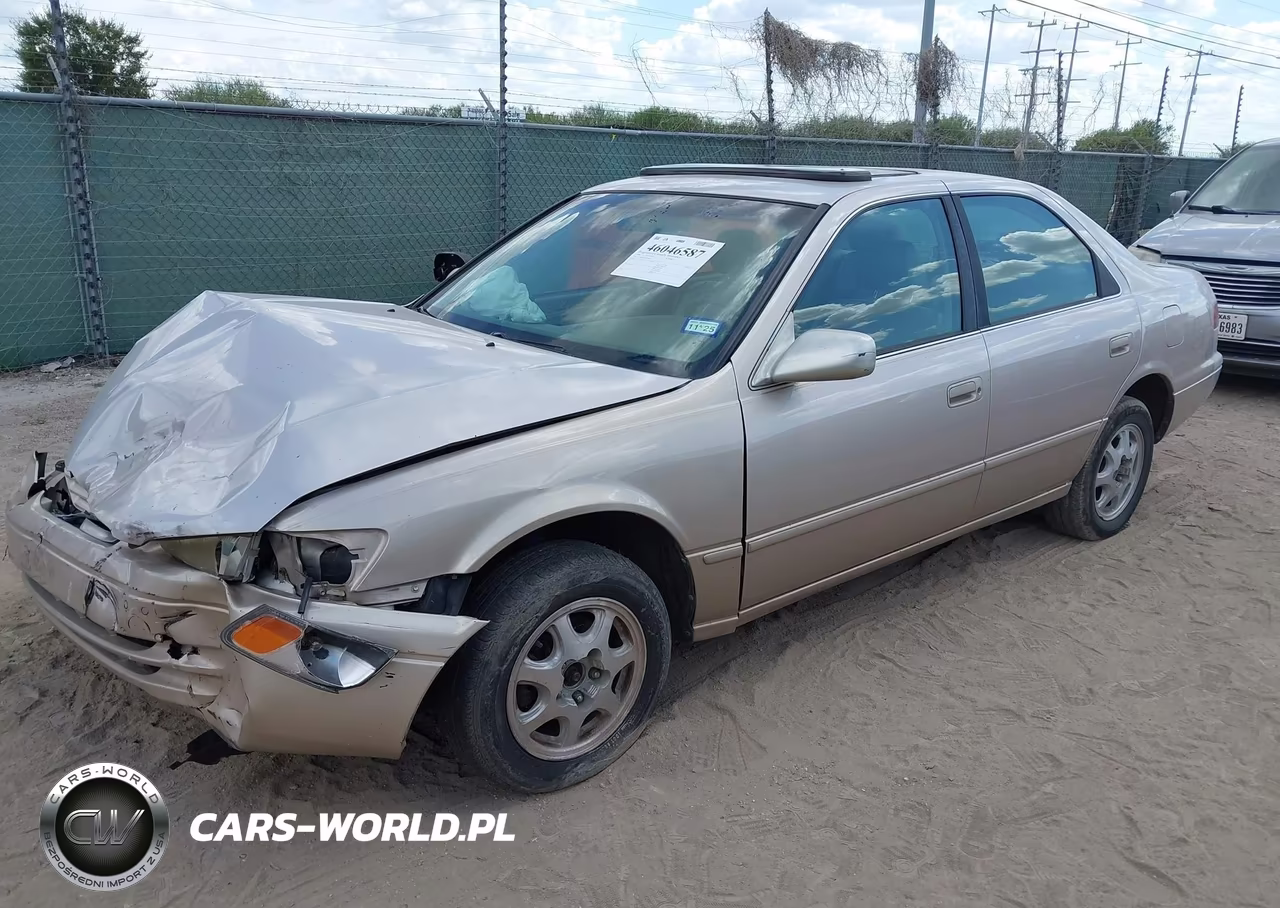 1998 Toyota Camry Le VIN:4T1BG22K2WU384777 - 2