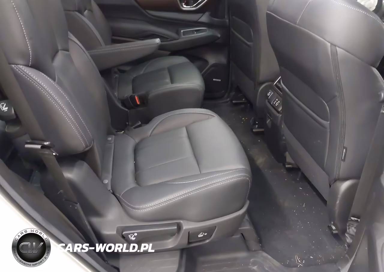 2024 Subaru Ascent Touring 7-Passenger VIN:4S4WMAWD8R3456706 - 8