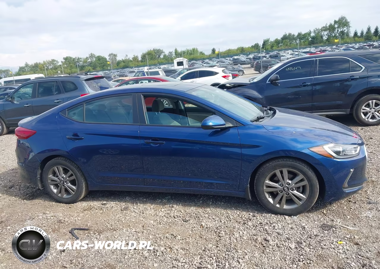 2018 Hyundai Elantra Value Edition VIN:5NPD84LF1JH337251 - 13