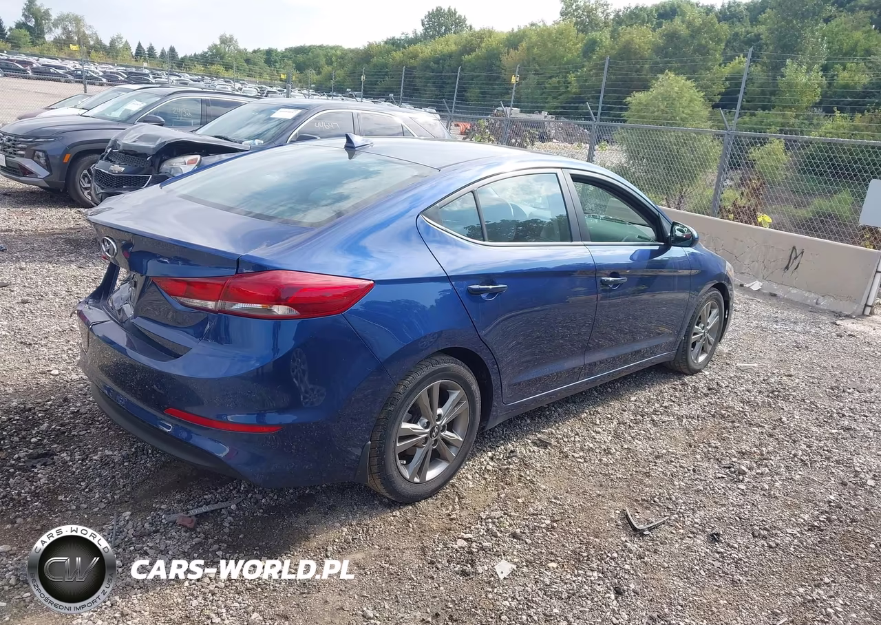 2018 Hyundai Elantra Value Edition VIN:5NPD84LF1JH337251 - 4