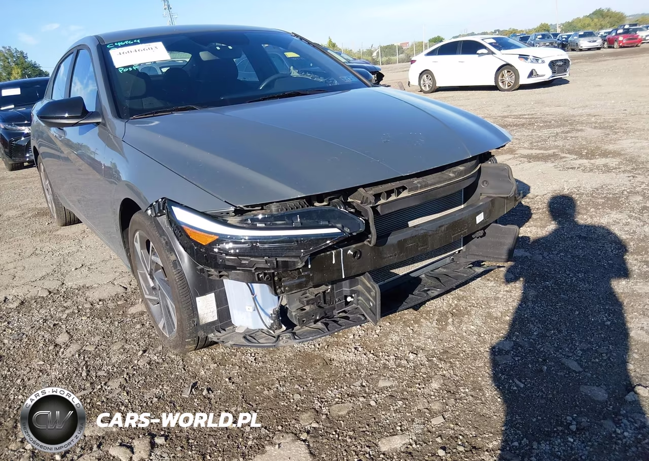 2025 Hyundai Elantra Sel Sport VIN:KMHLM4DG2SU884868 - 19