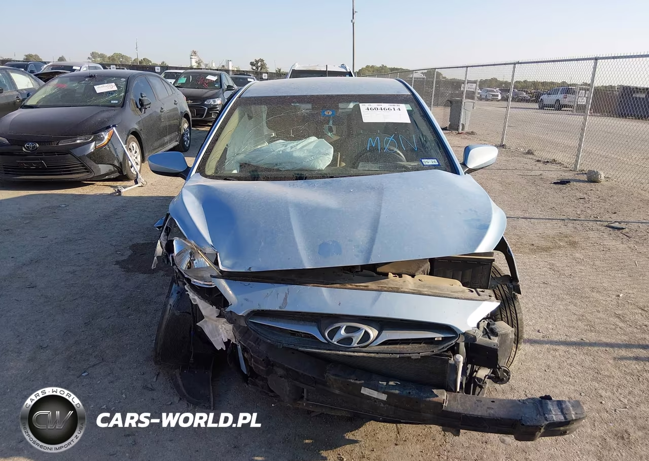 2014 Hyundai Accent Gls VIN:KMHCT4AE8EU717621 - 11